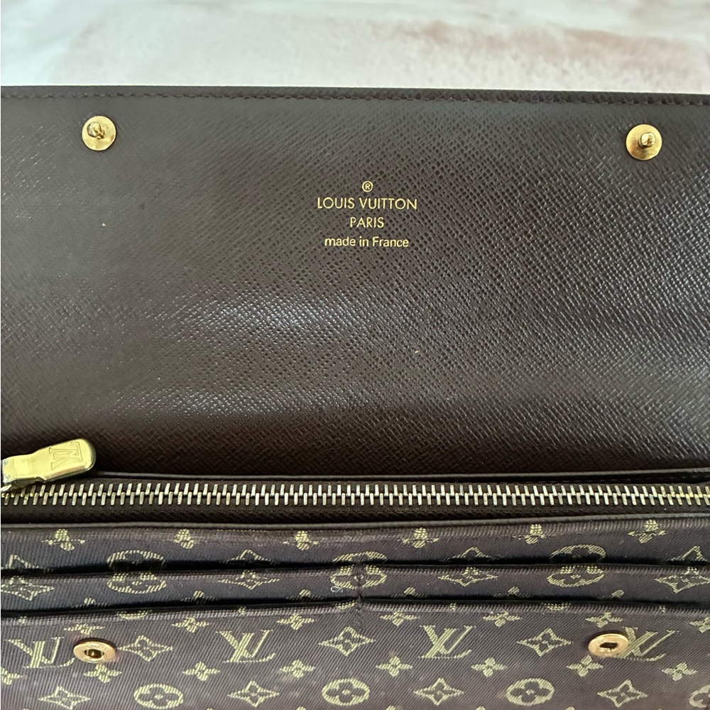 Authentic Louis Vuitton Classic Monogram Brown Denim Wallet ~ Vintage - Picture 5 of 16